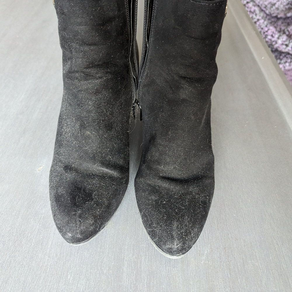 Women's Wedged Booties - Picture 2 of 4